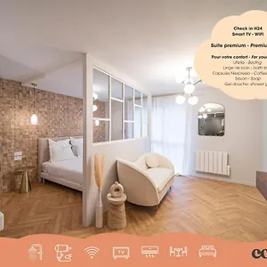 le-sandro-check-in-h24-wifi.hotels-rhonealpes.com/